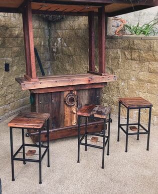 Bar rústico 1.40x50 fabricado en roble y rauli, ( cliente feliz!!)