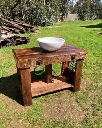 Hermoso mueble de baño para vanitorio medidas 1 metro ancho x 50 de fondo y 75 alto. ( el orificio para el vanitorio es opcional el lado donde va )